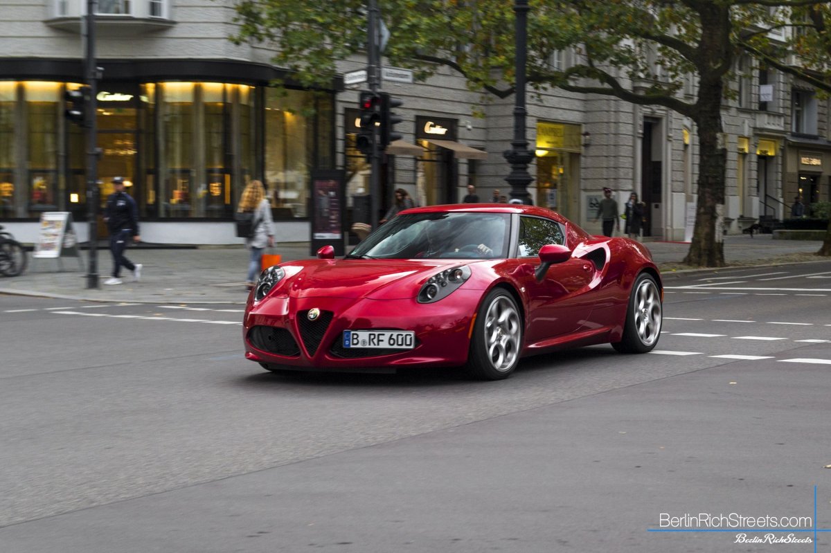 Alfa Romeo 4C spotted in Berlin — BerlinRichStreets